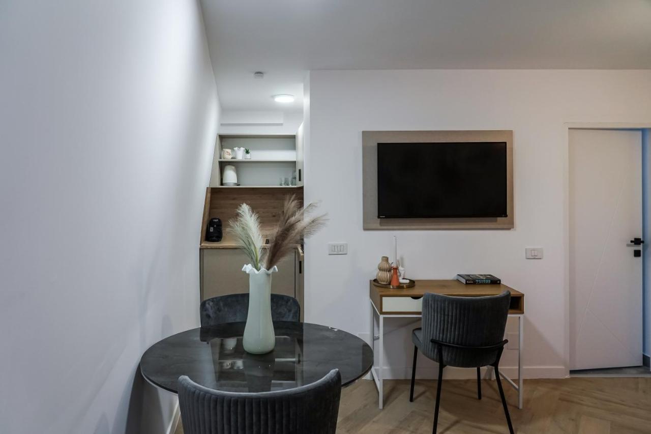 The Urban Oasis Apartman Bukarest Kültér fotó