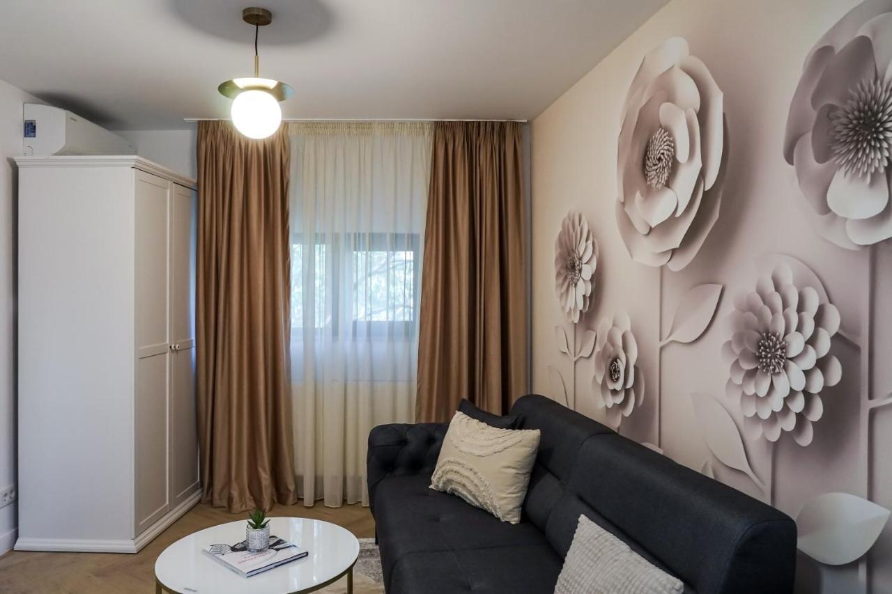 The Urban Oasis Apartman Bukarest Kültér fotó