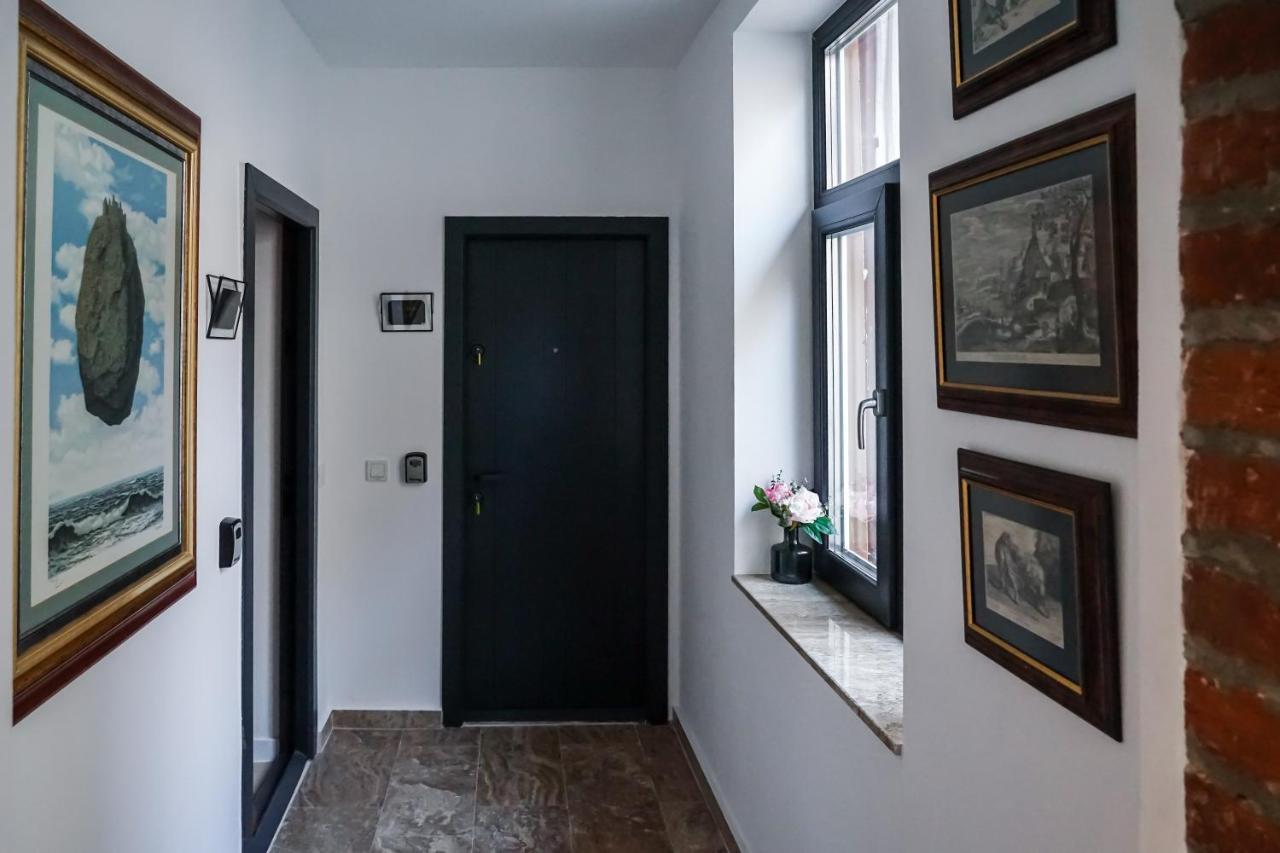 The Urban Oasis Apartman Bukarest Kültér fotó
